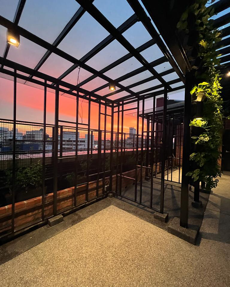 glass house